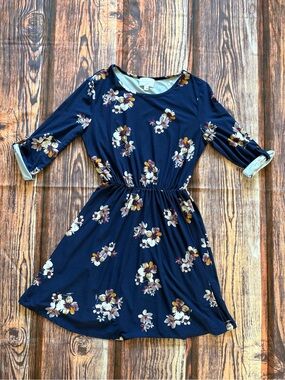 French Grey | Dresses | French Grey Murphy Brushed Knit Dress Navy Floral Print Size L